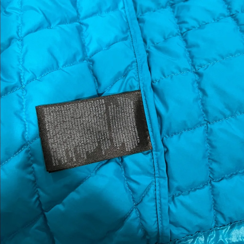 NWOT The North Face Turquoise Quilted Jacket